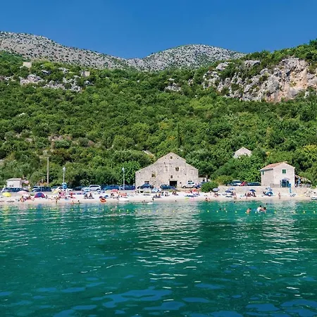 Holiday home Two-bedroom Holiday In Dubravica Dubravica (Dubrovnik)
